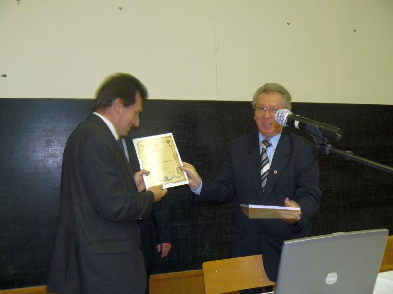 következő