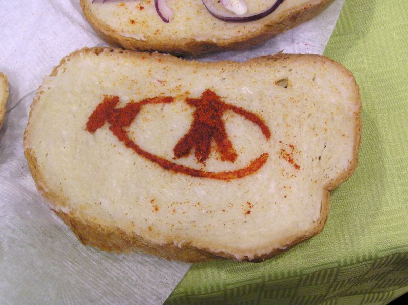 következő